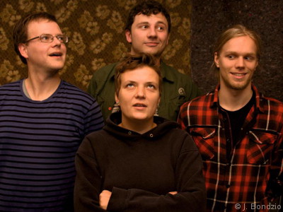 AntschöÖ und die Junx